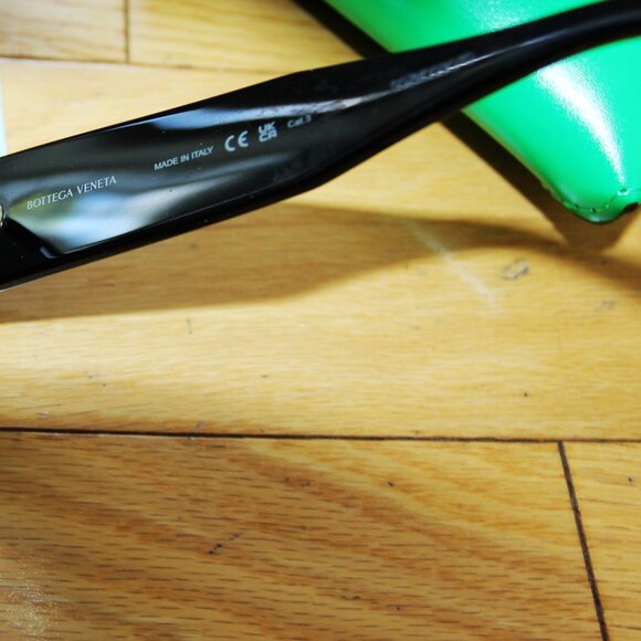 BNWT SS25 BOTTEGA VENETA SUNGLASSES BV1286S 001 - Picture 4 of 10